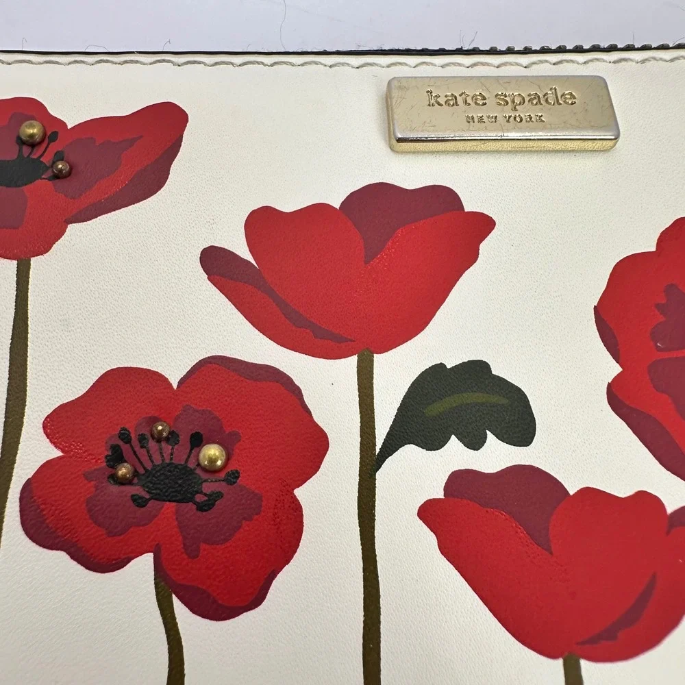 Rare Kate‎ Spade Ooh La La Red Poppy Floral Zip Around Wallet White Black P436